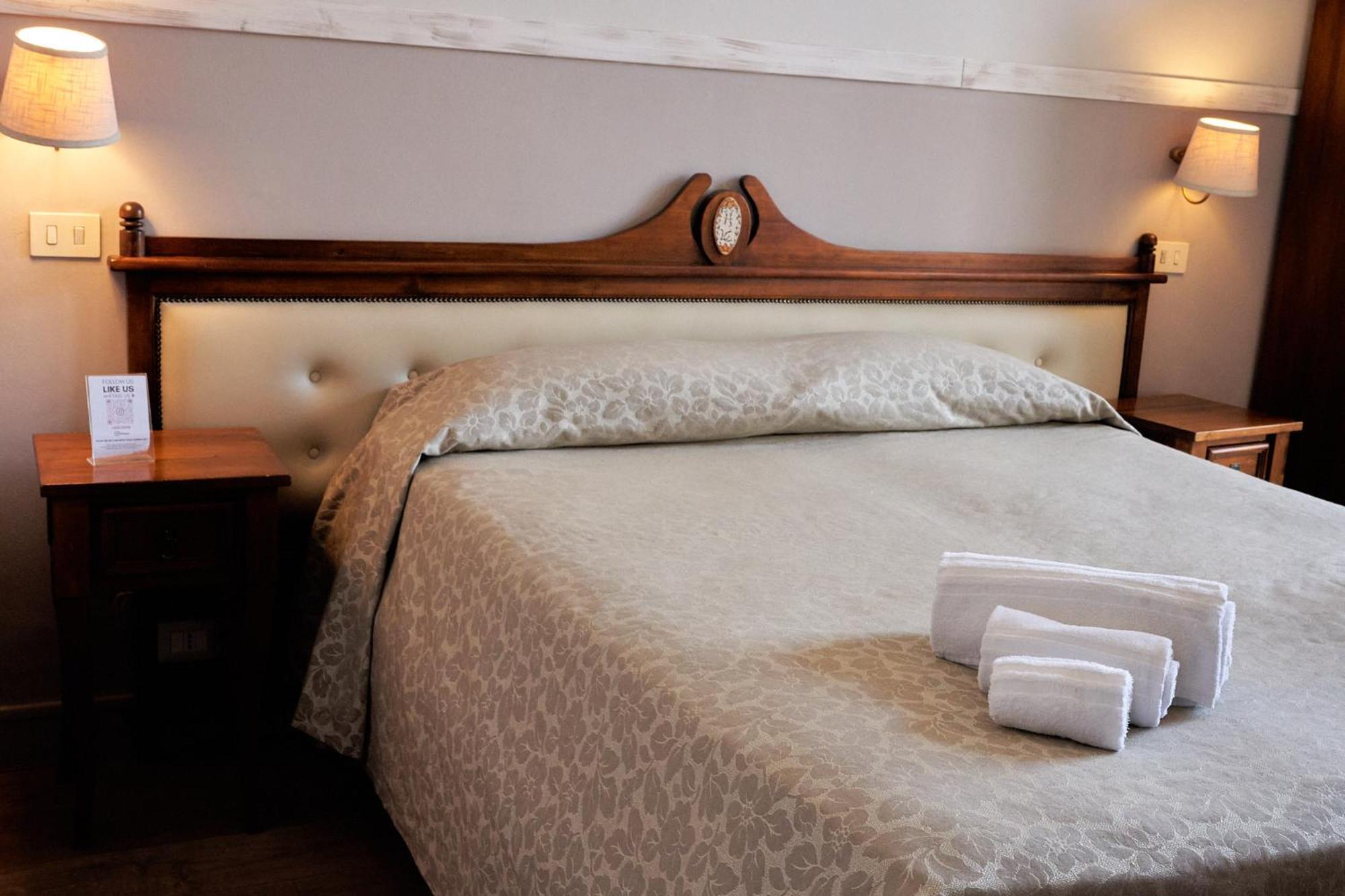 La Collegiata Guest House CTA Eksteriør billede