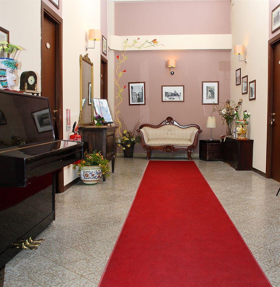 La Collegiata Guest House Catania Eksteriør billede